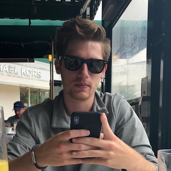 Meet your Posher, Aaron - Picture 1 of 1